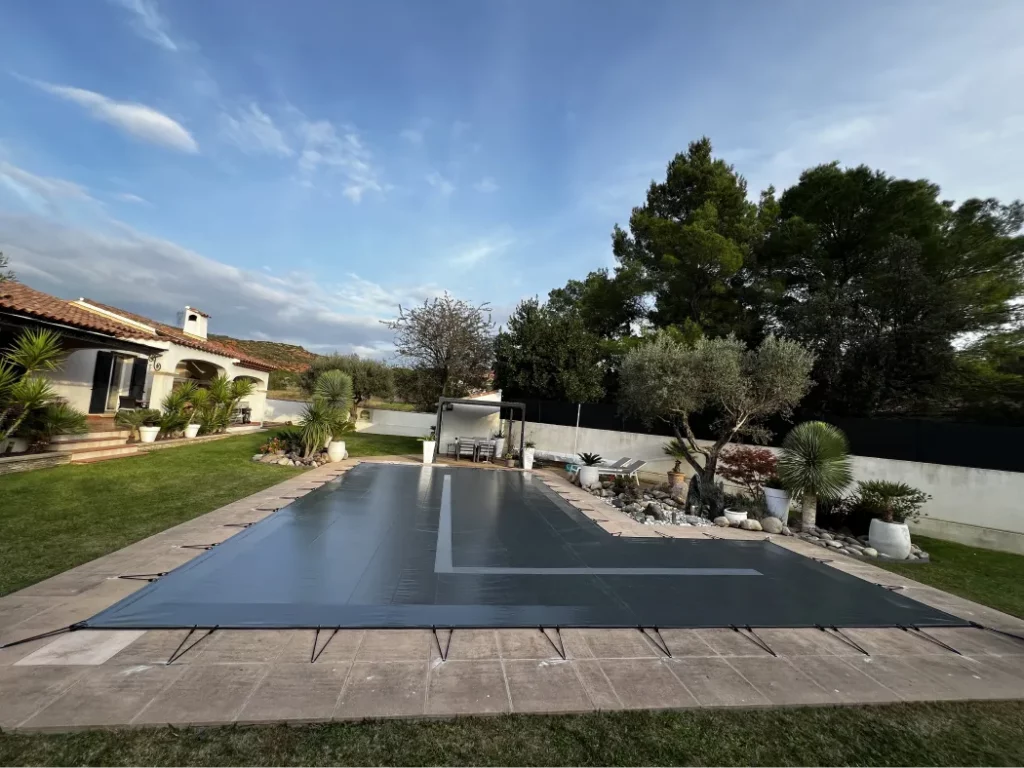 Baches Et Services Baches De Piscines Aix En Provence IMG 8979 1